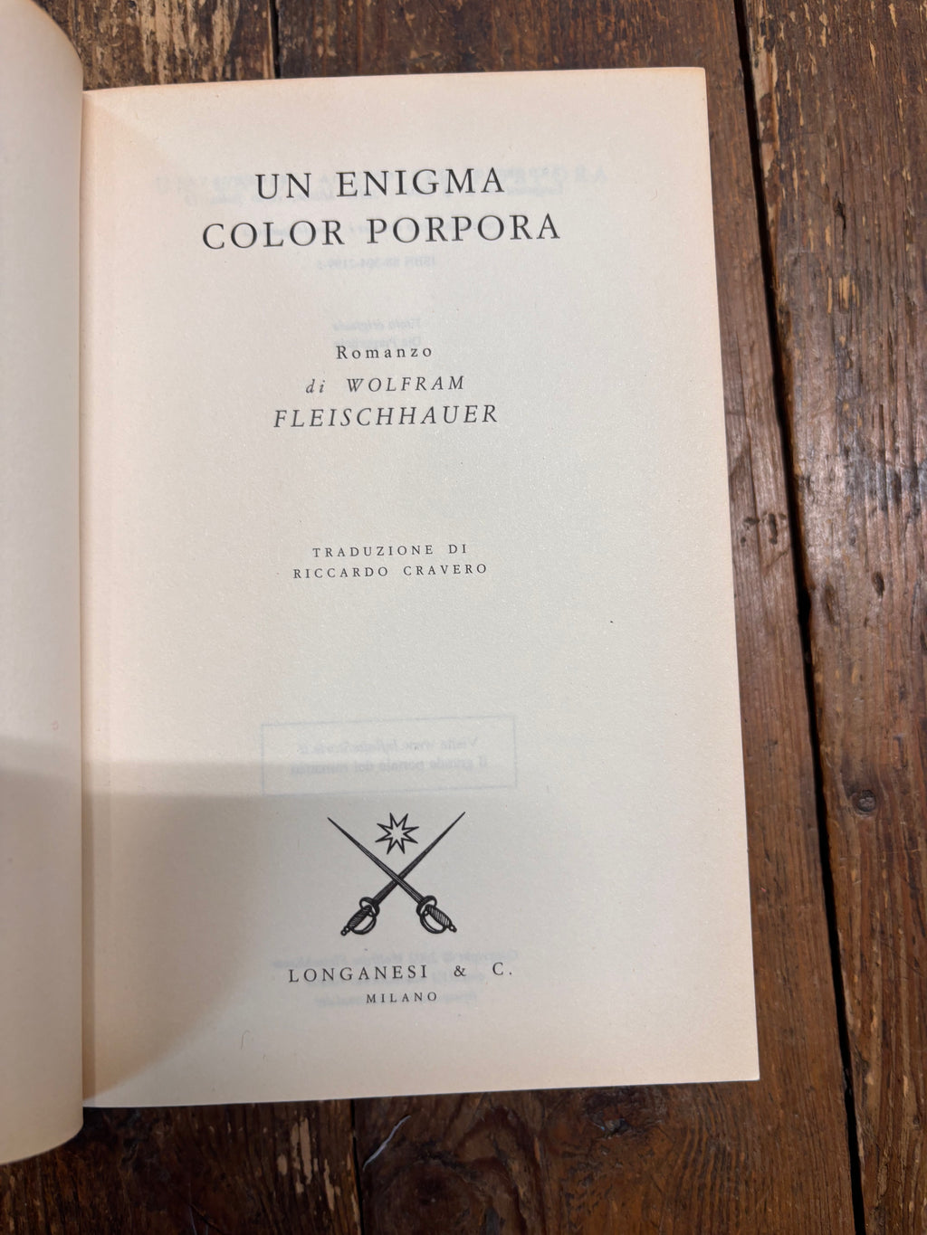 Un Enigma color porpora